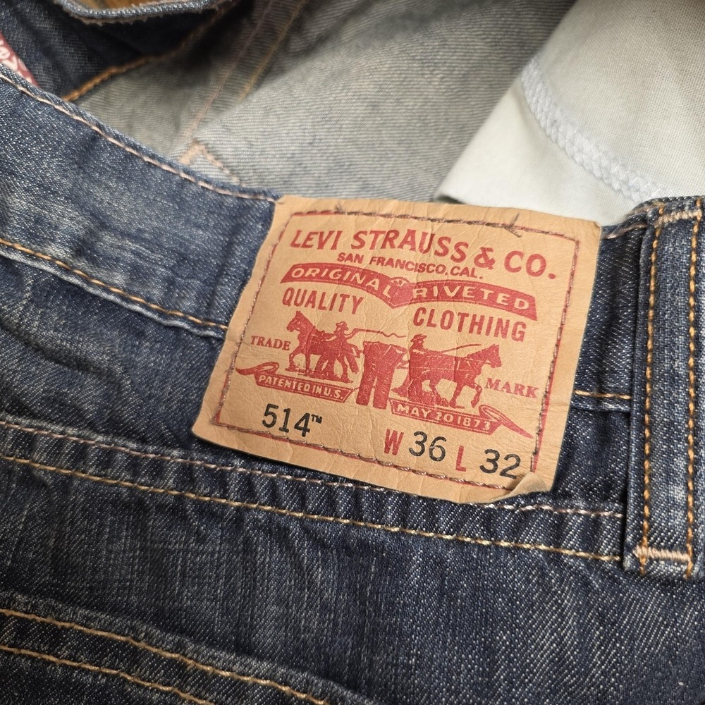 Levis 514 Jeans Mens 36x32 Blue Medium Wash Slim Straight Denim Classic Casual - Picture 5 of 10
